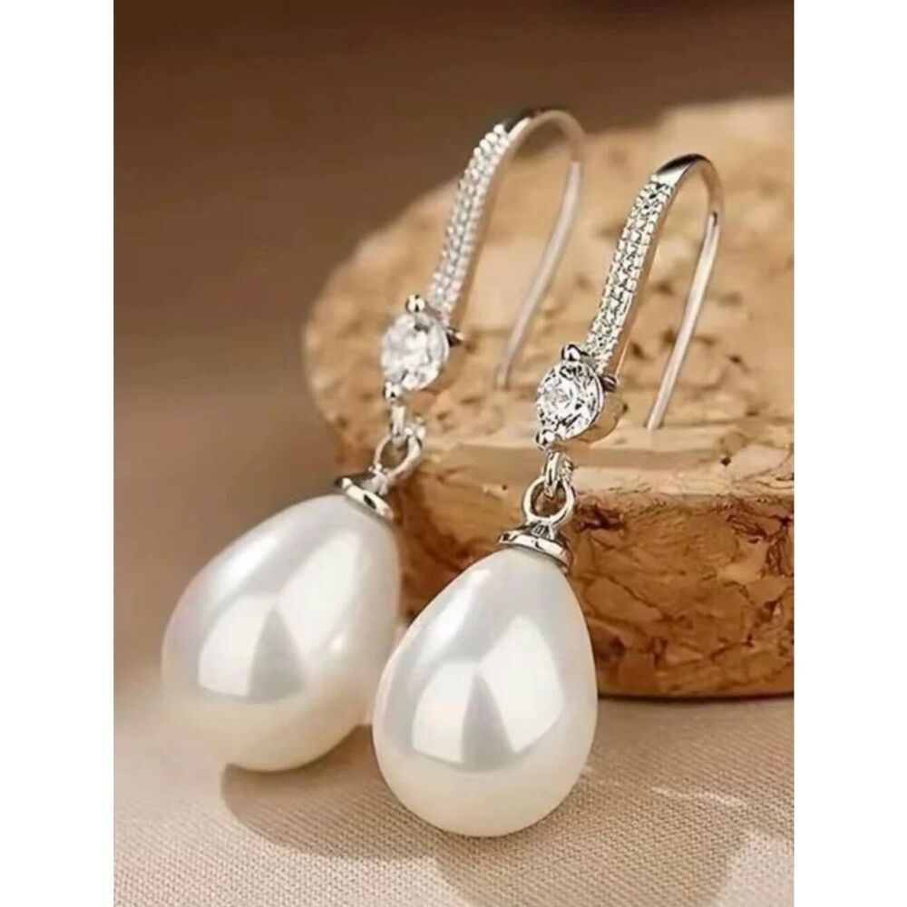 NWT Timeless Elegance Faux Pearl & Crystal Waterdrop Earrings Set